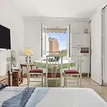 Apartment A Deux Pas De La