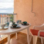 A Deux Pas De La Frejus